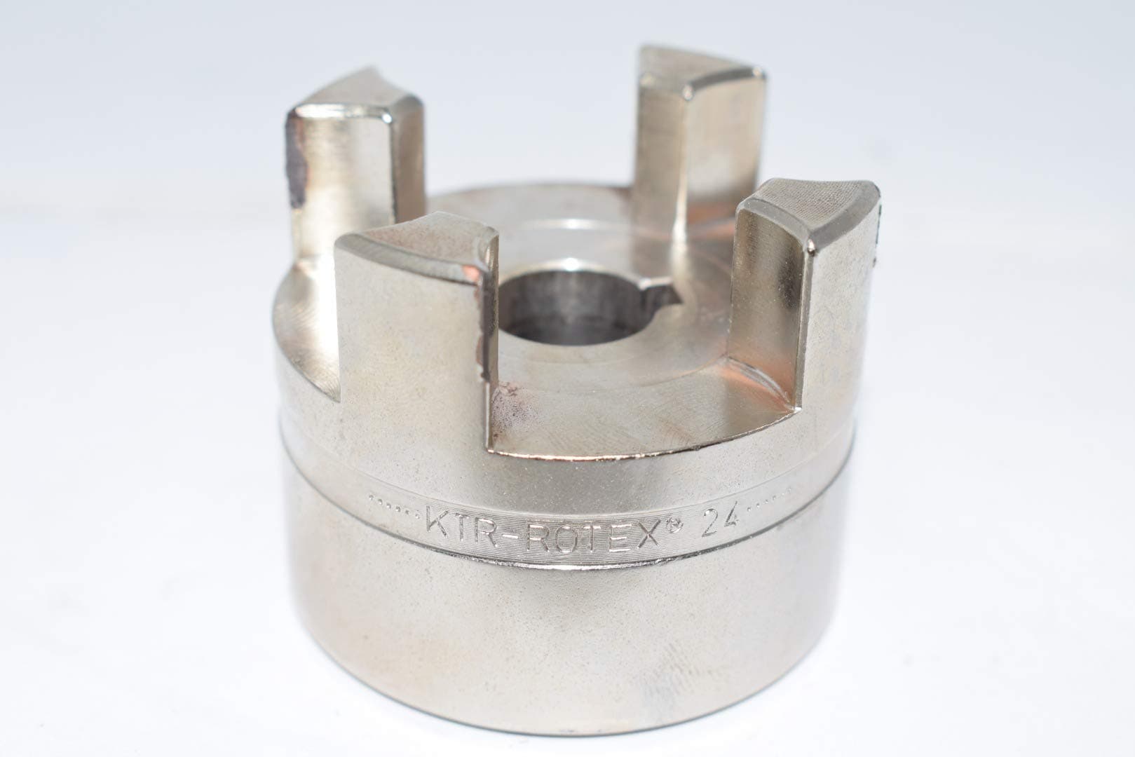 Rotex KTR-24 4-Jaw 5/8'' Bore Coupling Hub