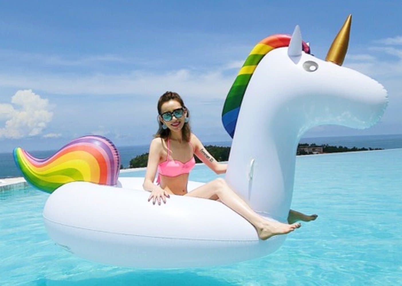 DalosDream Giant Inflatable Unicorn Pool Float, Inflatable Float Toy with Rapid Valves