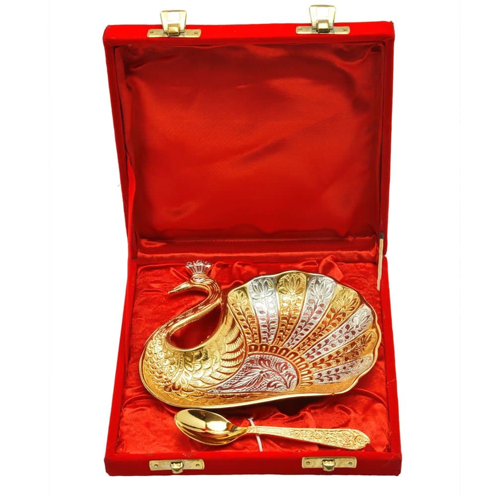 HHI Brass Solid Platter with Velvet Box - Set of 2, Multicolour