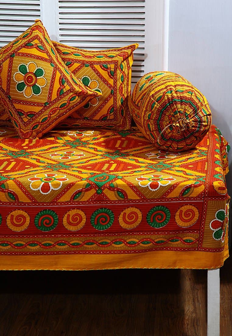 Multicolor 8 pcs diwan set with kantha work