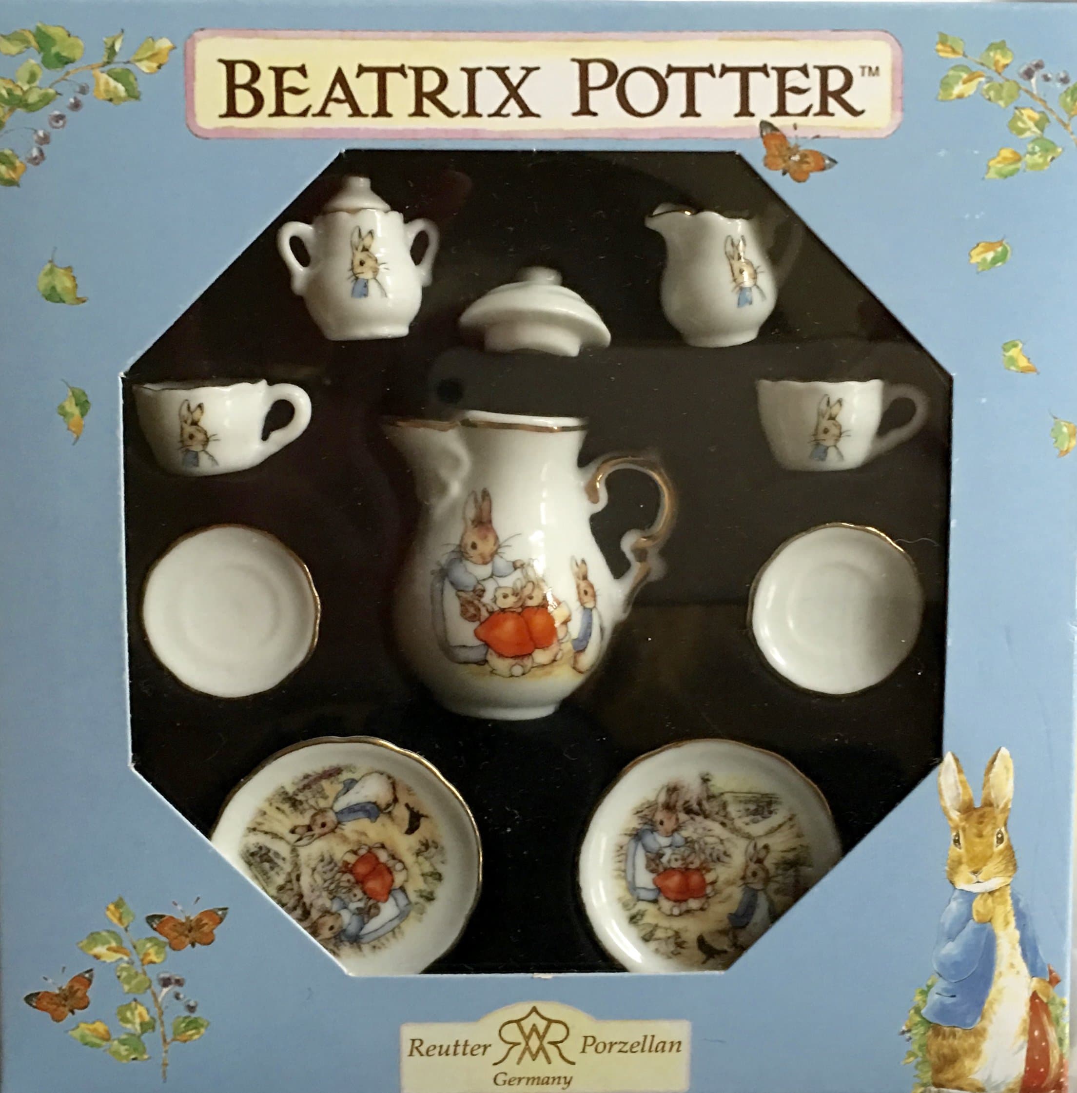 Beatrix Potter Peter Rabbit Mini Porcelain 11 Piece Tea Set