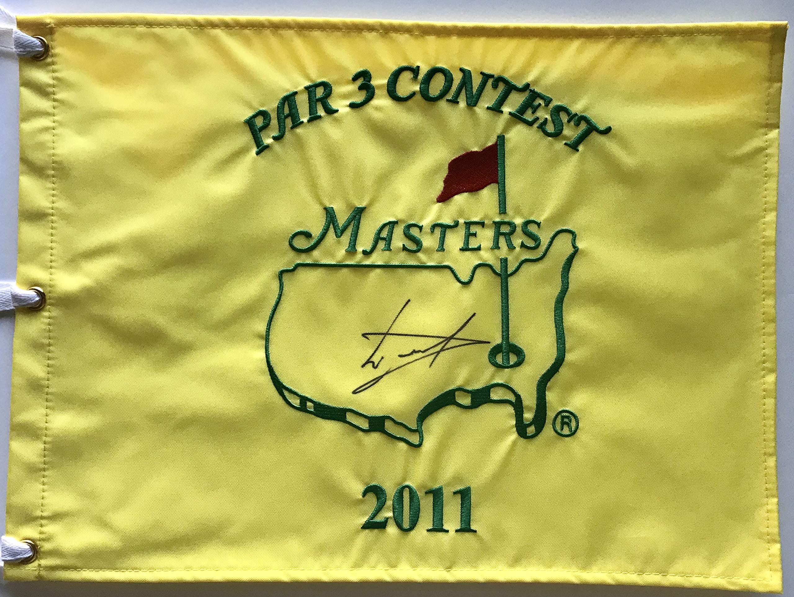 Luke Donald signed Masters golf flag par 3 three contest 2019 pga