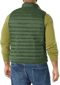 Amazon Essentials Men's Lightweight Water-Resistant Packable Puffer Gilet