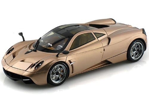 Pagani Huayra 1/18 Gold