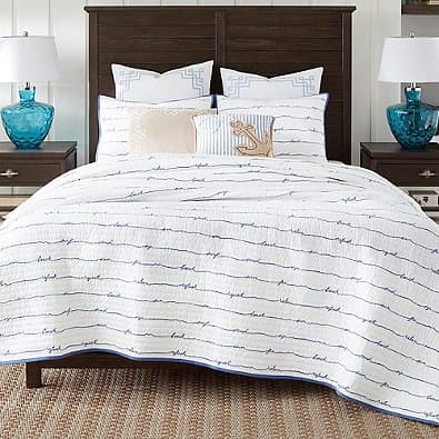 Coastal Living Sand Script Quilt Set (Twin, Blue)