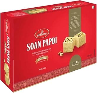 Haldiram's Soan Papdi 1Kg | Traditional Indian Sweet | Finest Ingredients | Crunchy Almonds & Pistachios | Indian Mithai | Festive Delight | Great Gift Pack for Festival