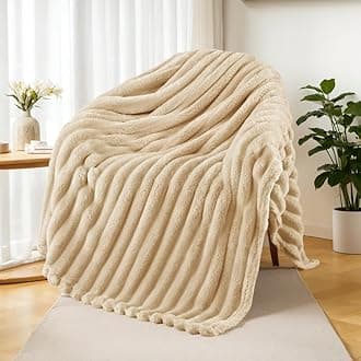 Exclusivo Mezcla Fleece Throw Blanket for Sofa, Super Soft Striped Jacquard Bed Blanket, Lightweight Fuzzy Cozy for All Seasons, 127x152 CM, Beige