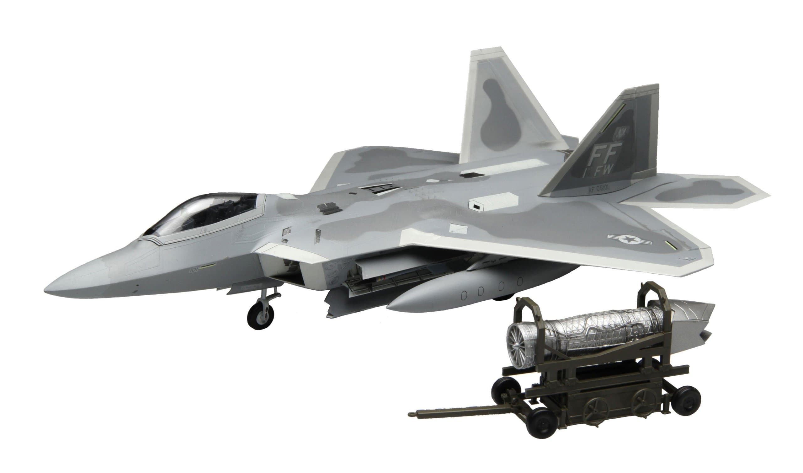 Fujimi Models F-22 Raptor Model Kit (1/72 Scale)