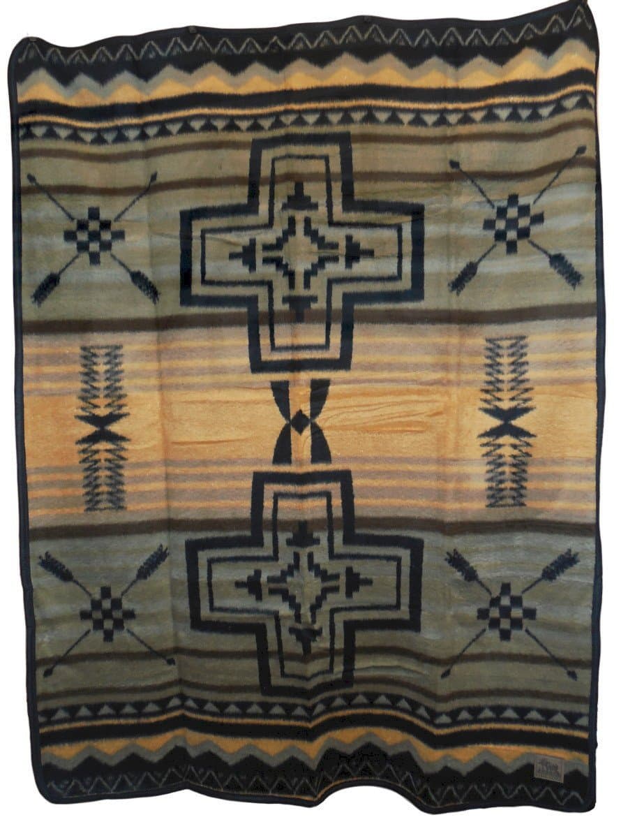Cabin Fever St. Cross Arrows Blanket