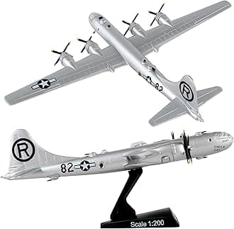Daron Worldwide Trading B-29 Superfortress Enola Vehicle (1:200 Scale), White