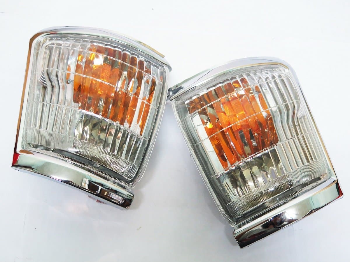 FRONT CORNER INDICATOR LIGHT PAIR FOR TOYOTA HILUX TIGER 1998-01 99 MK4 PICKUP