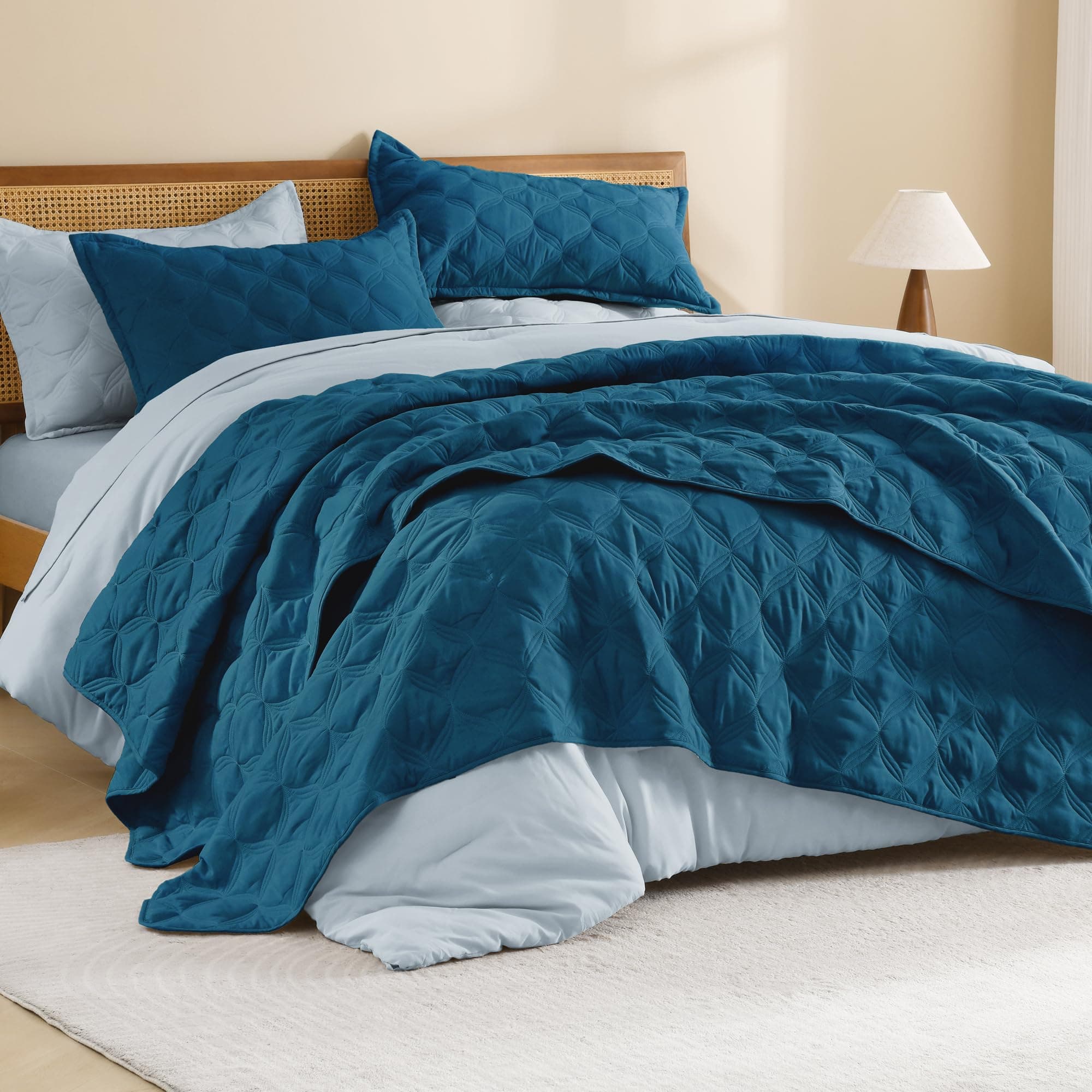 Queen Size Quilt Bedding Set Teal - Full Lightweight Comforter Bedspreads & Coverlets Turquoise - Bedding Cover Bed Decor All Season - 3 Pieces (1 Quilt, 2 Pillowcases)
