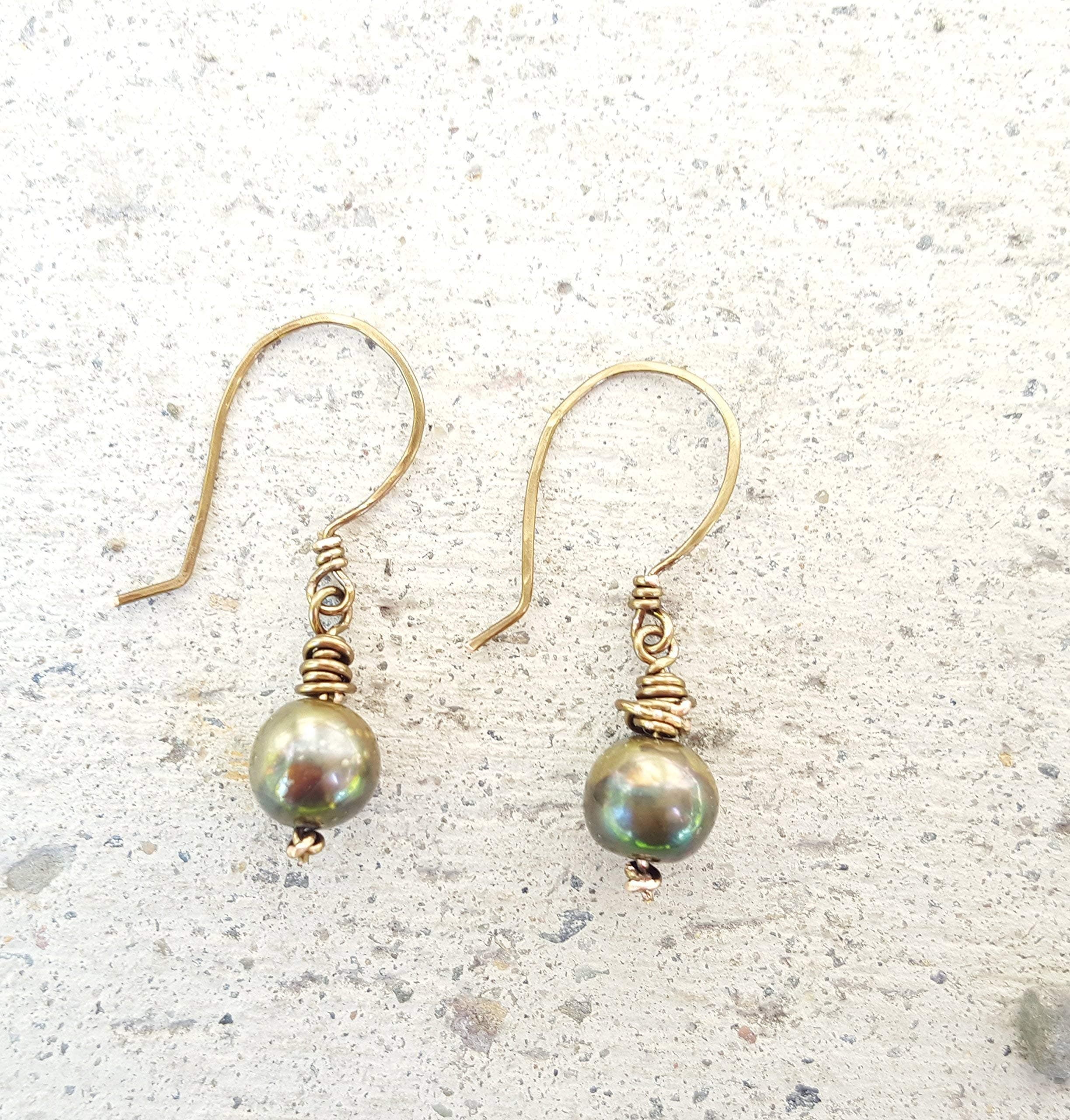 Green freshwater pearl copper wire wrapped drop dangle earrings